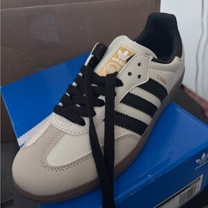 Adidas Samba Vegan Sneakers with Gold Accent